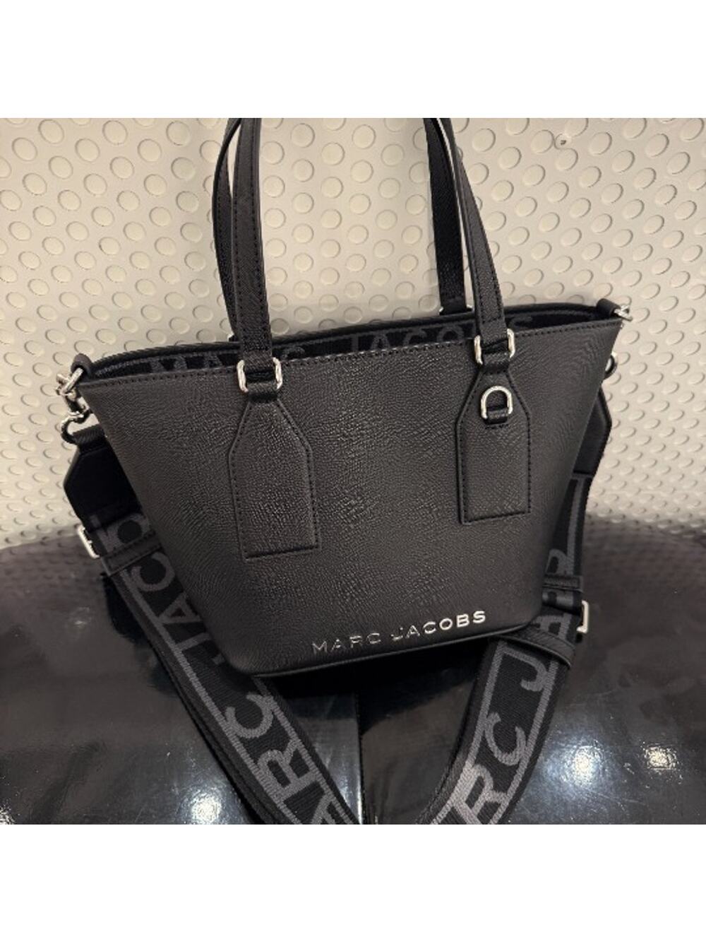 MARC JACOBS 4F5HTT001H02 Small Satchel Black
